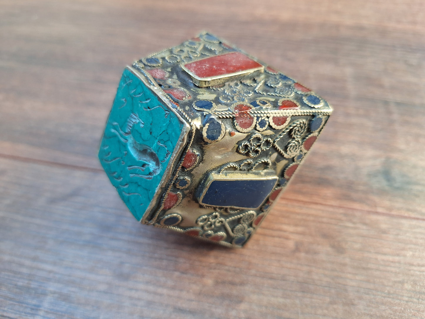 Vintage Kuchi tribal intaglio ring
