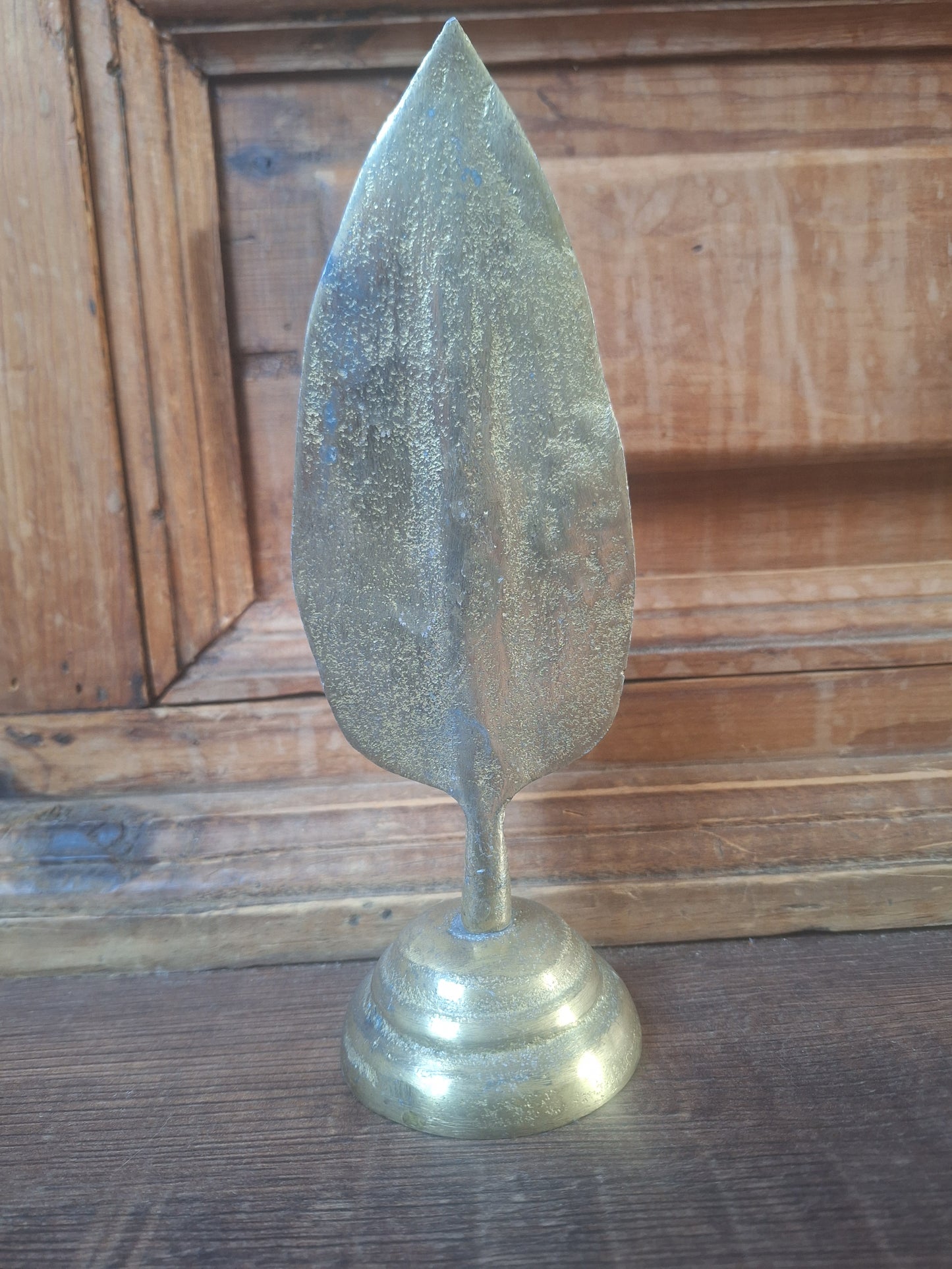 Brass candle holder Leaf