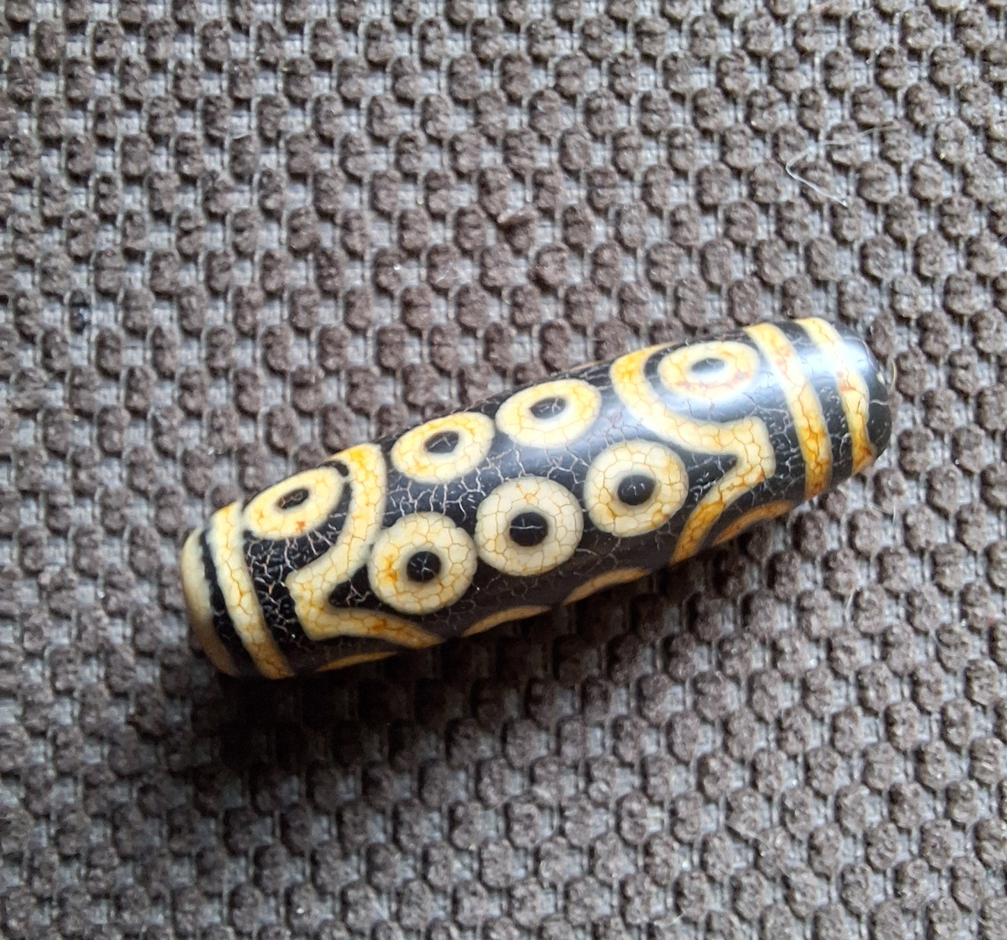 21 eye dzi bead