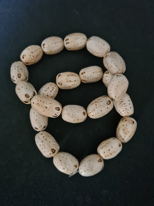 Bodhi seed bracelet