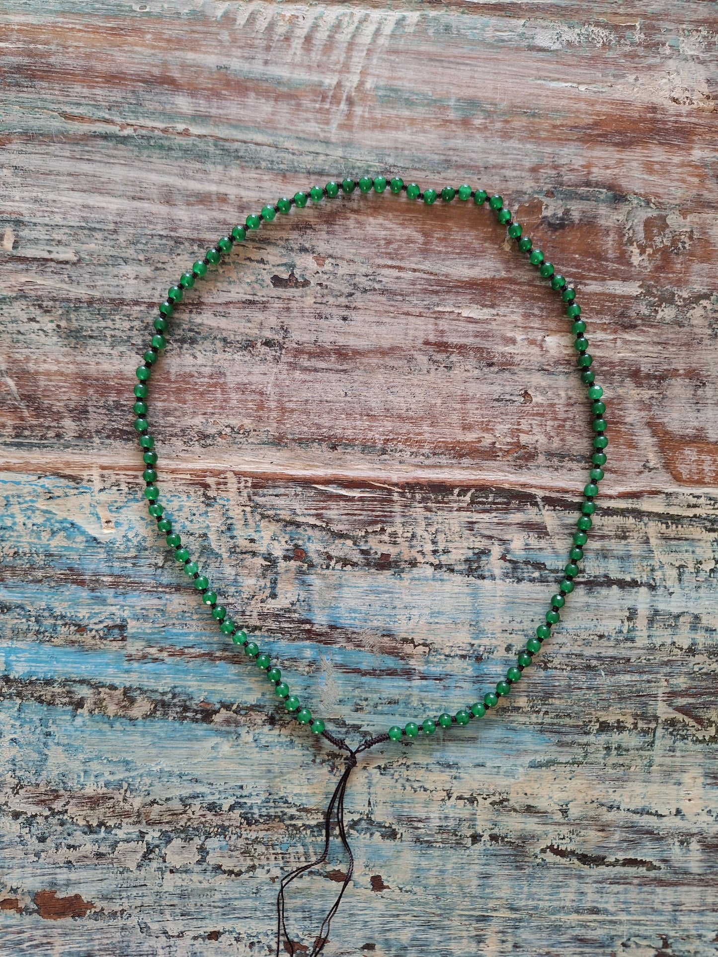 Amulet cord with green jade beads 4 millimeter