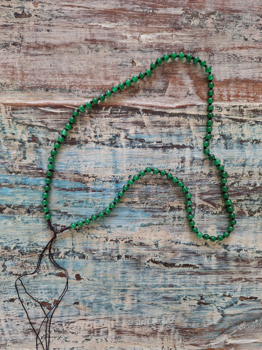 Amulet cord with green jade beads 4 millimeter