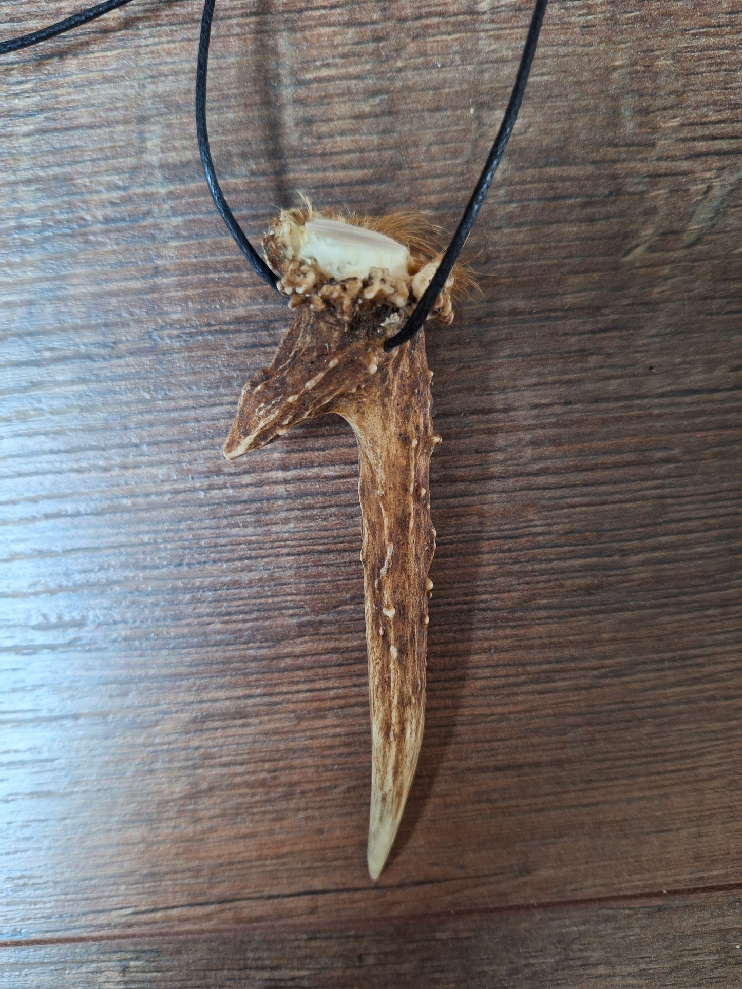 Roe deer antler necklaces