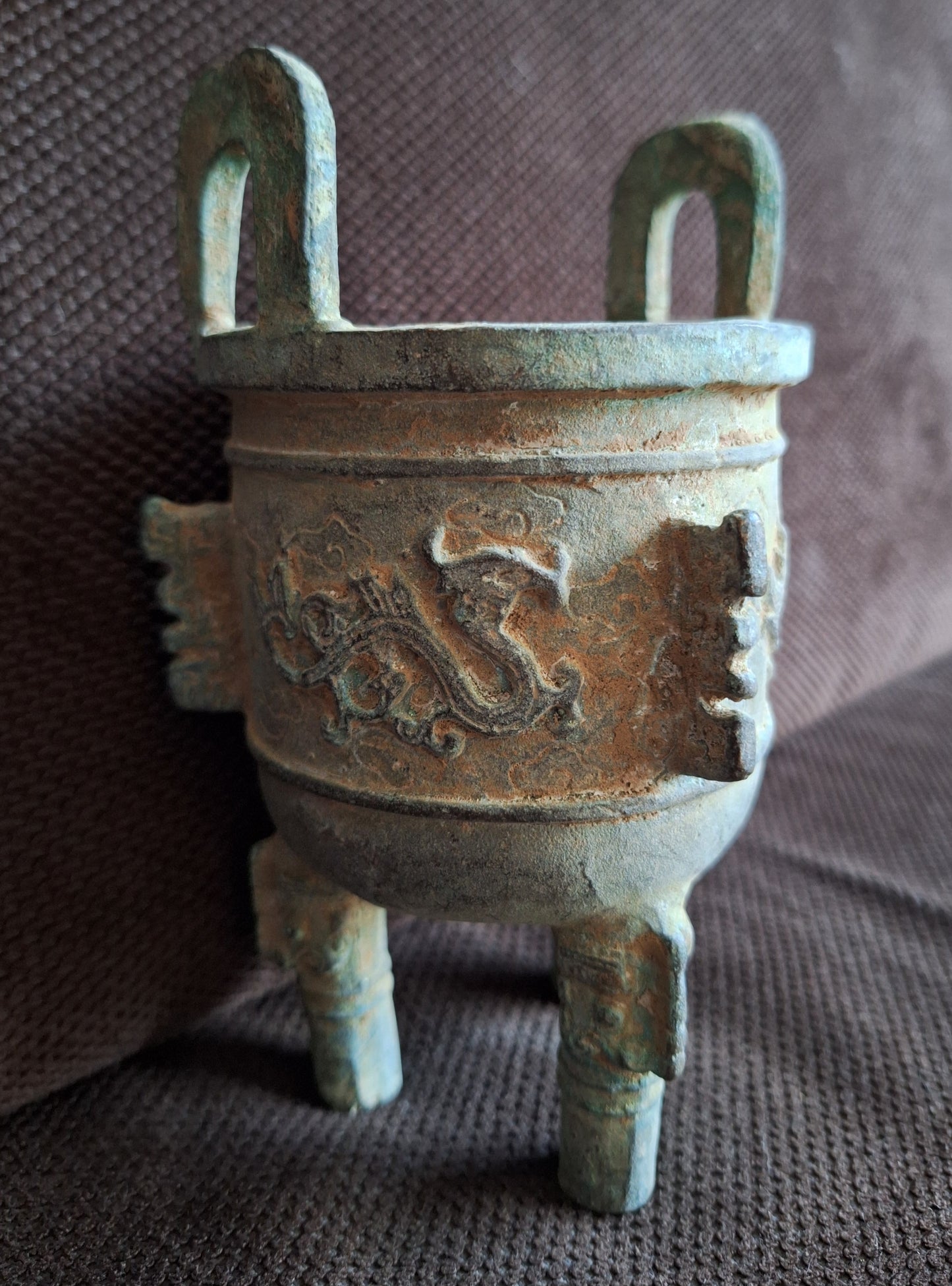 Antique bronze incense burner Dragon