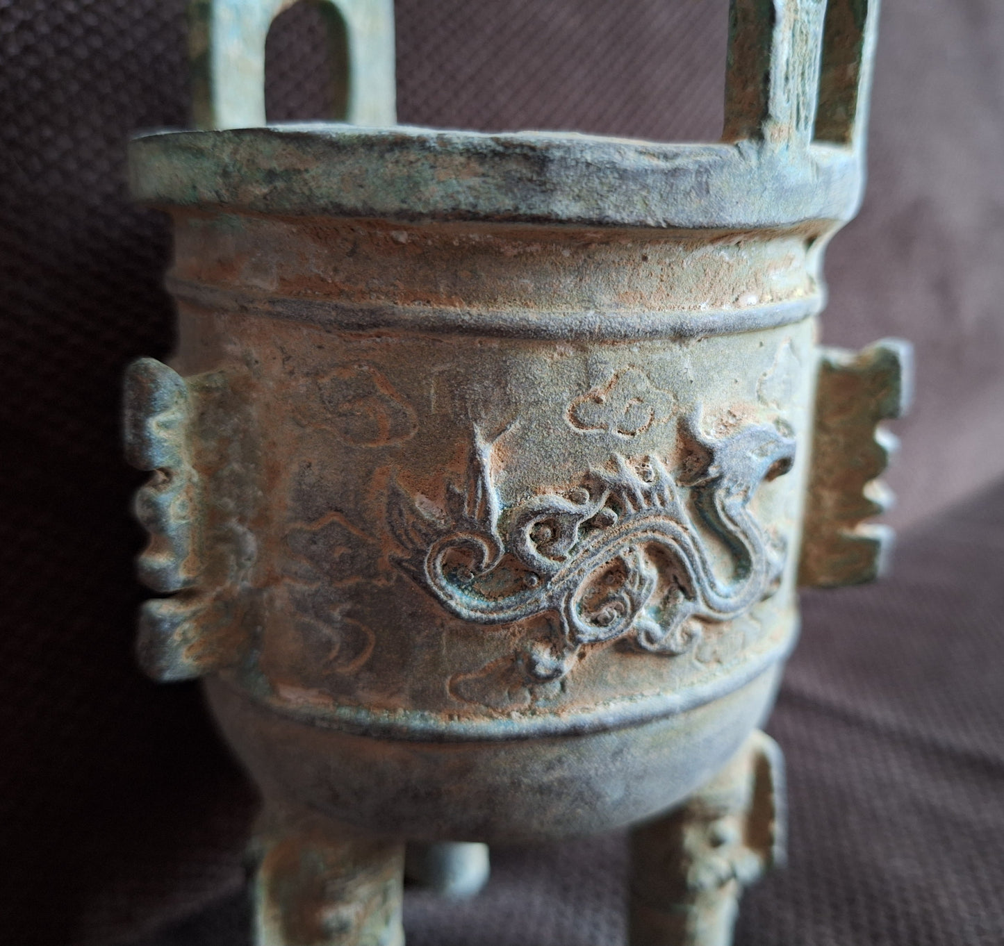 Antique bronze incense burner Dragon