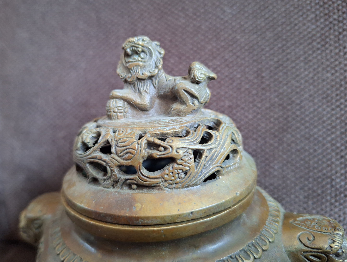 Vintage bronze incense burner Guardian Lion and Zodiac