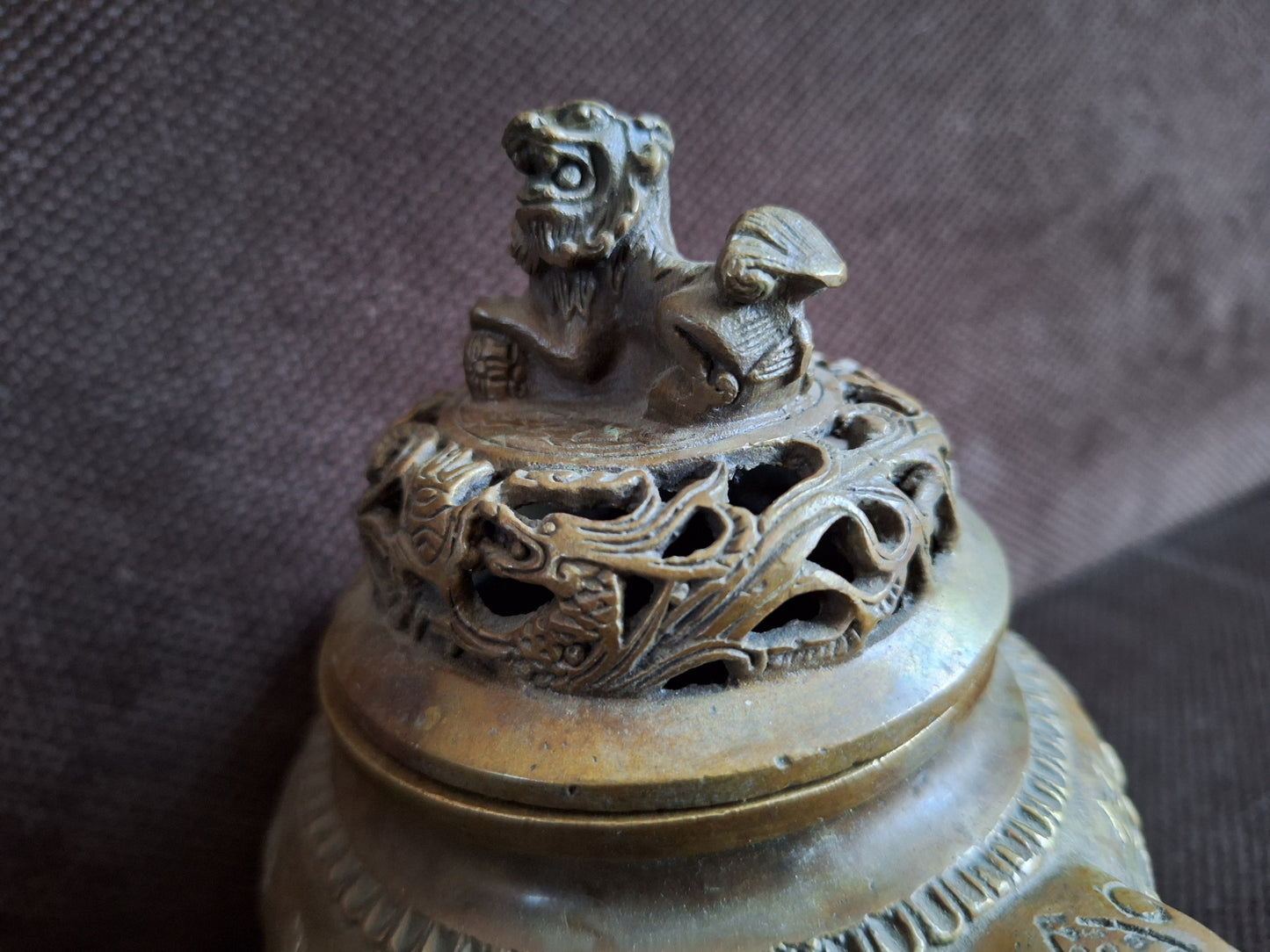 Vintage bronze incense burner Guardian Lion and Zodiac