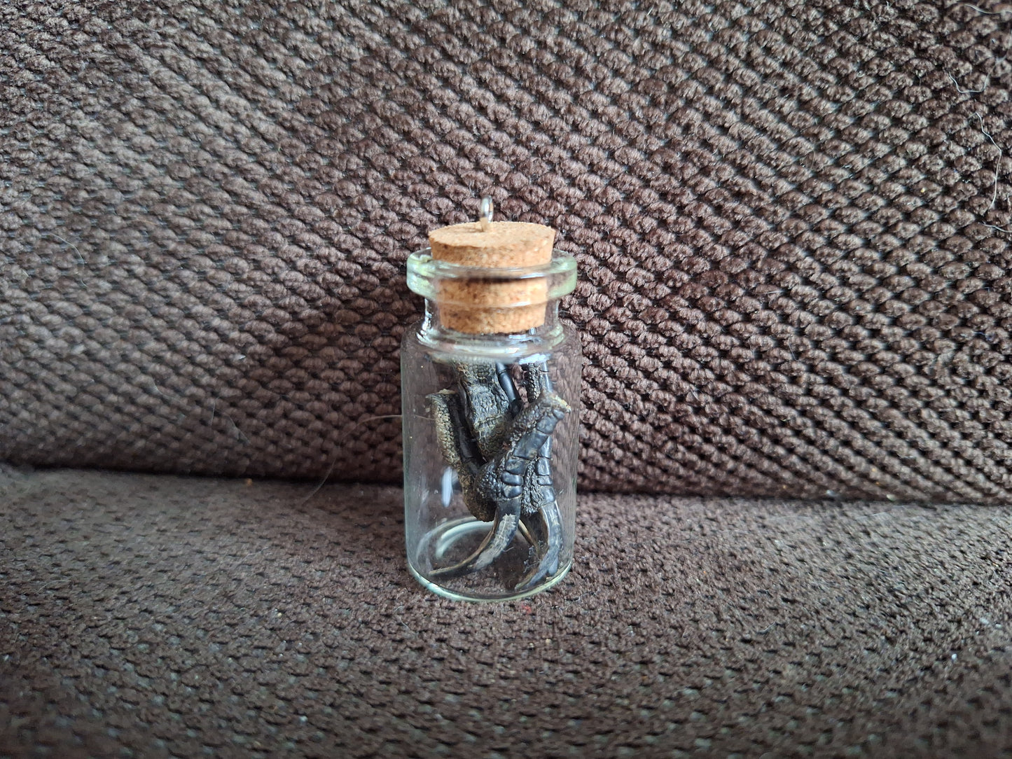 Crow nails bottle