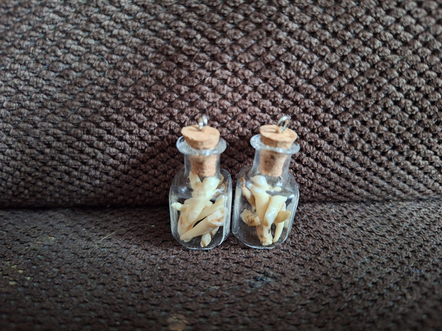 Mini bottle animal teeth mix