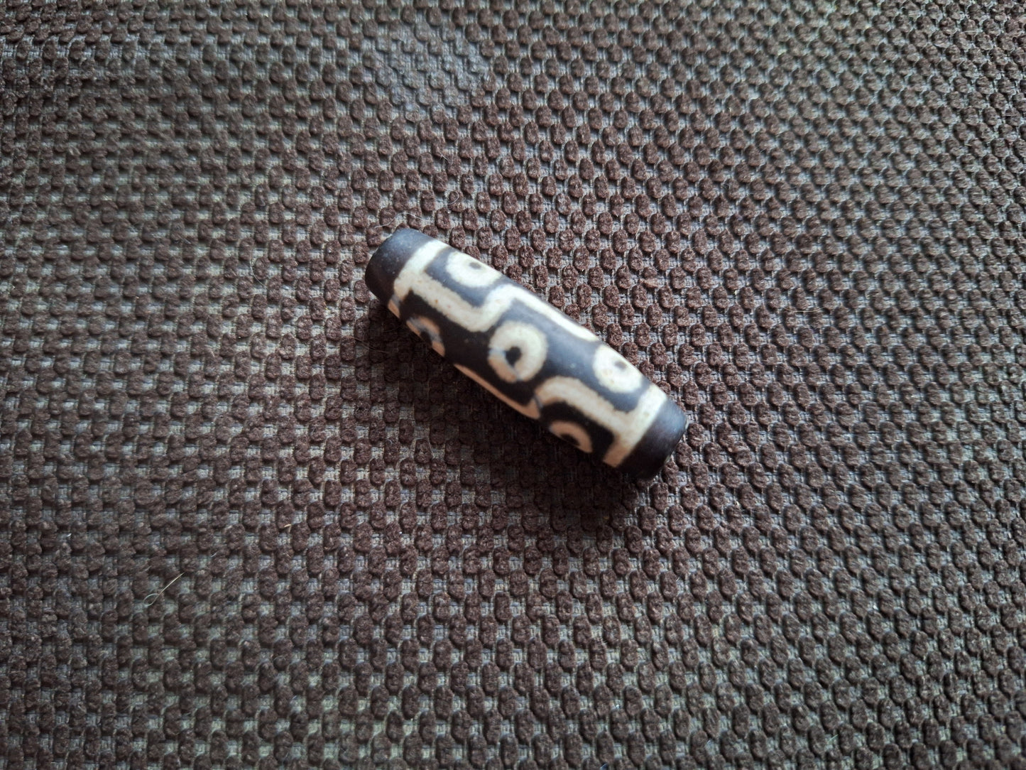 9 eye dzi bead #22