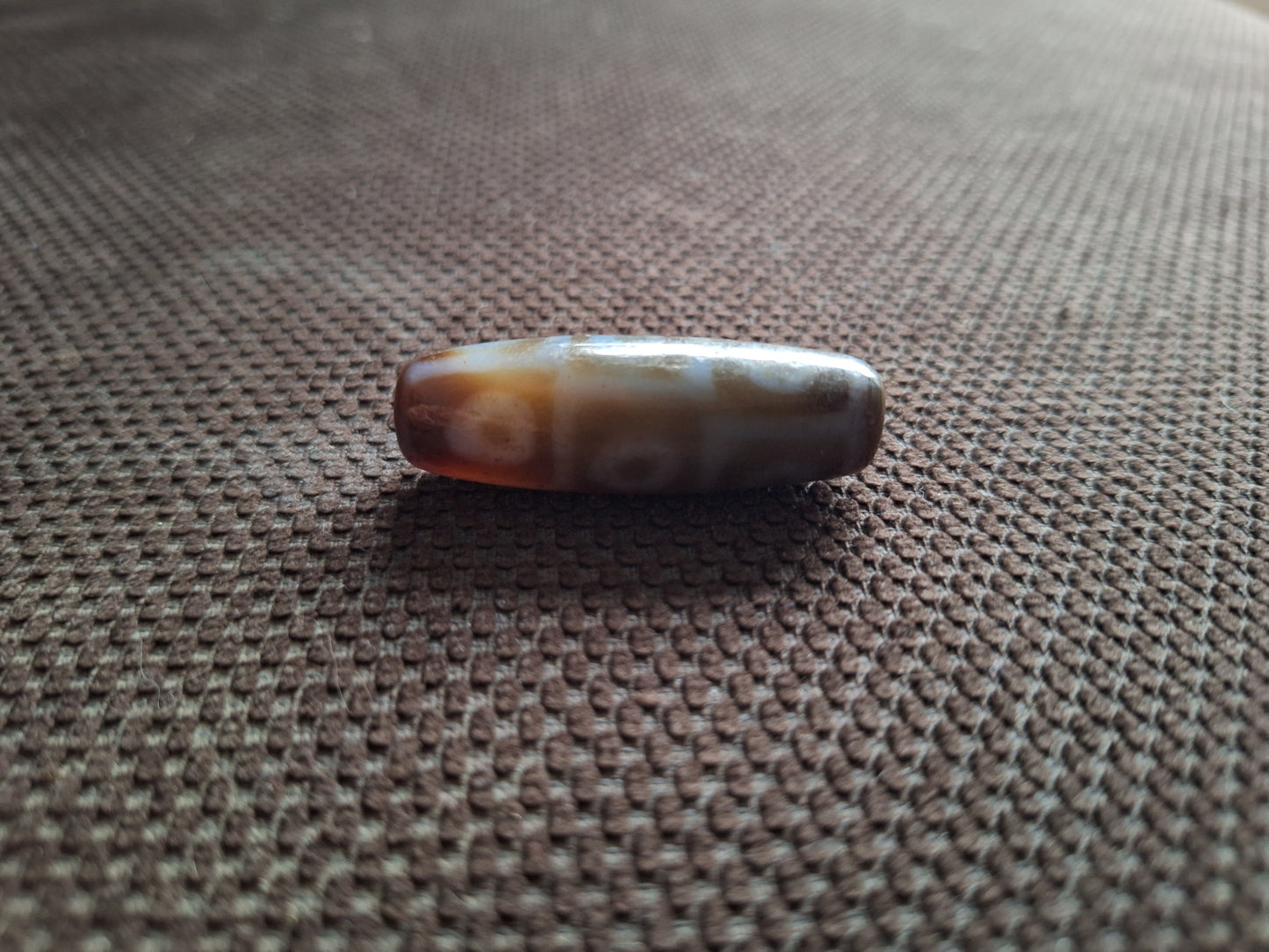 9 eye dzi bead #18