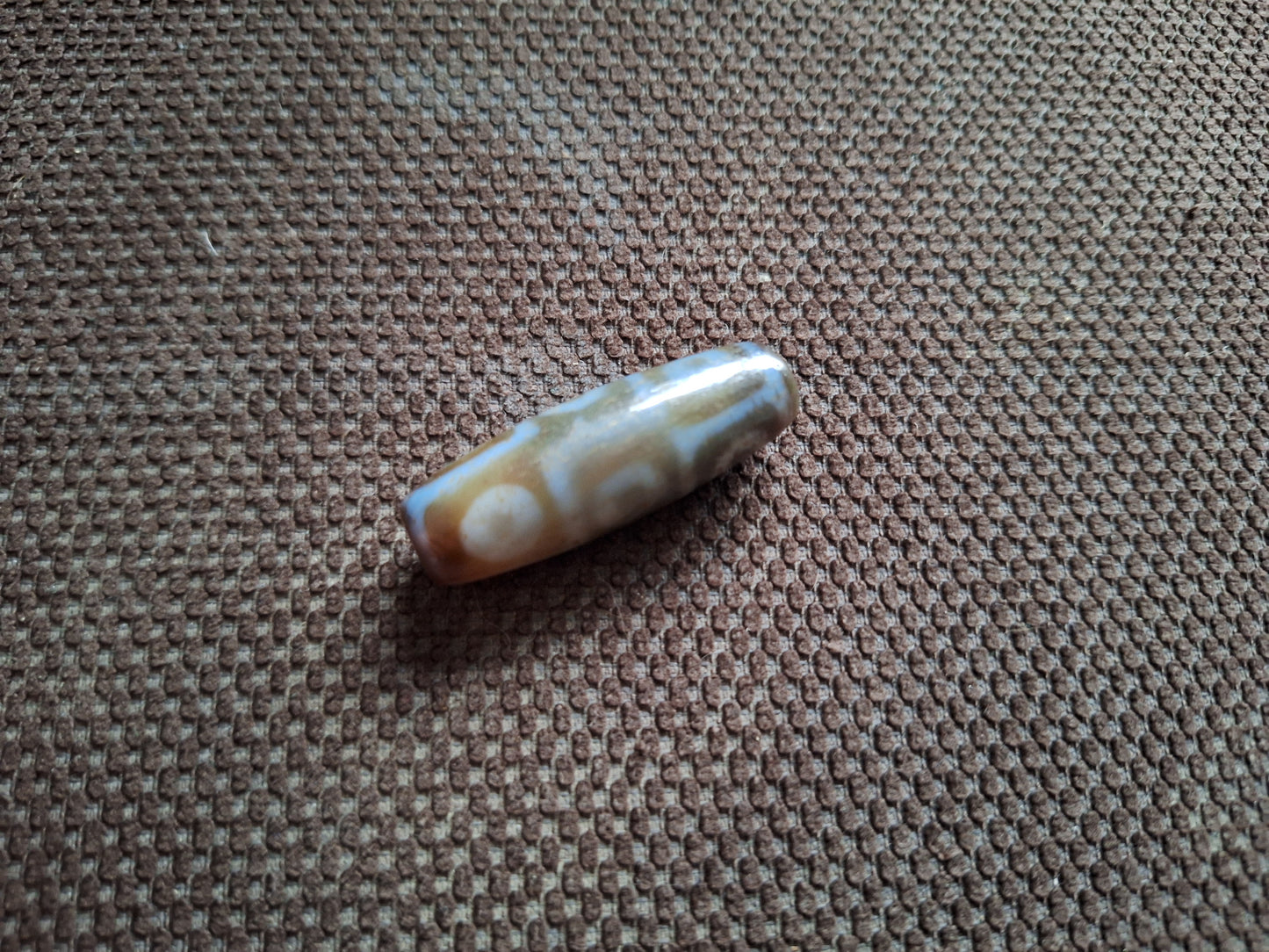 9 eye dzi bead #18