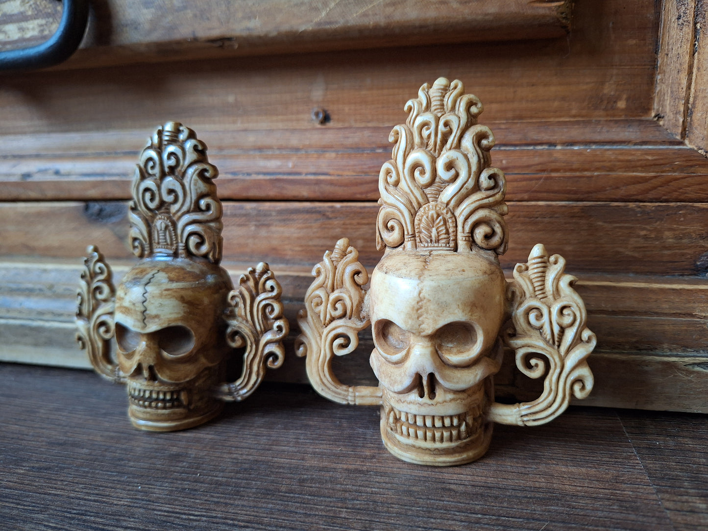 Citipati skull bone carving