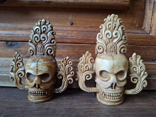 Citipati skull bone carving