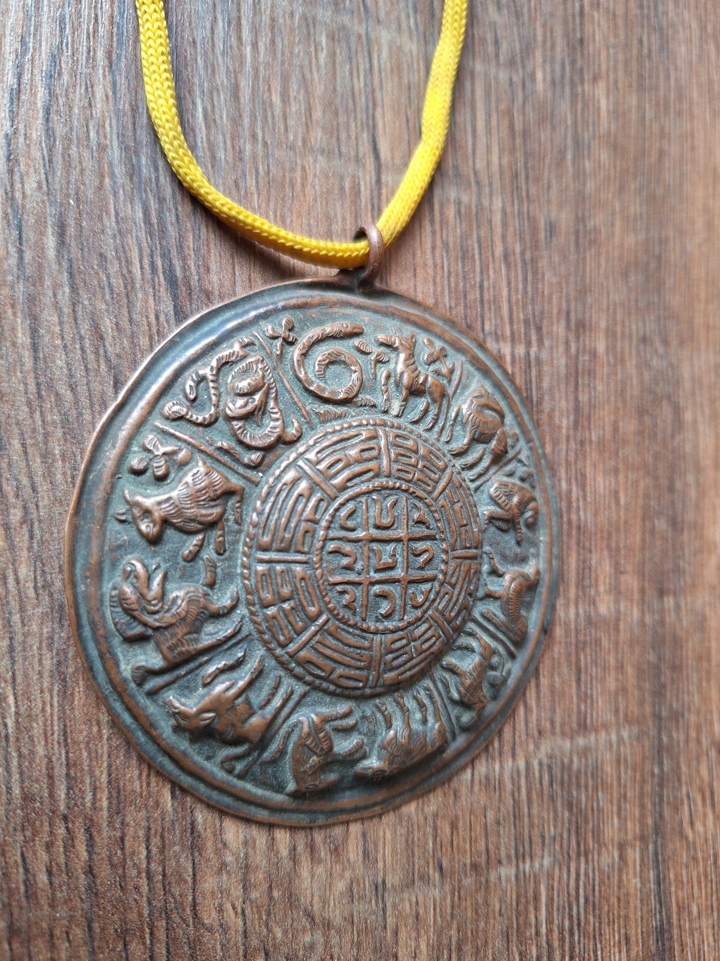 Vintage Nepalese melong Si Pa Ho and Double Dorje 75 millimeters