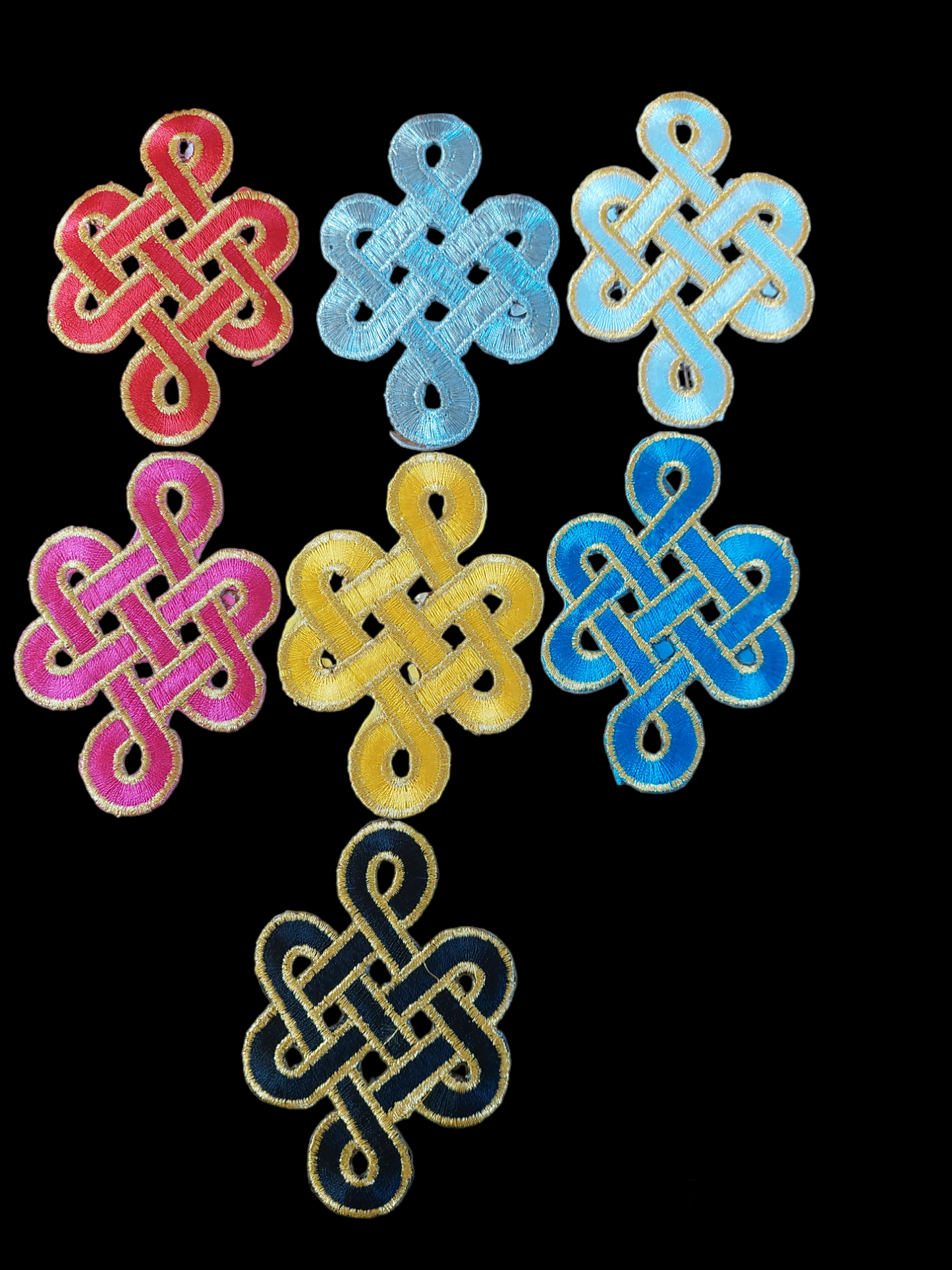 Patch endless knot small