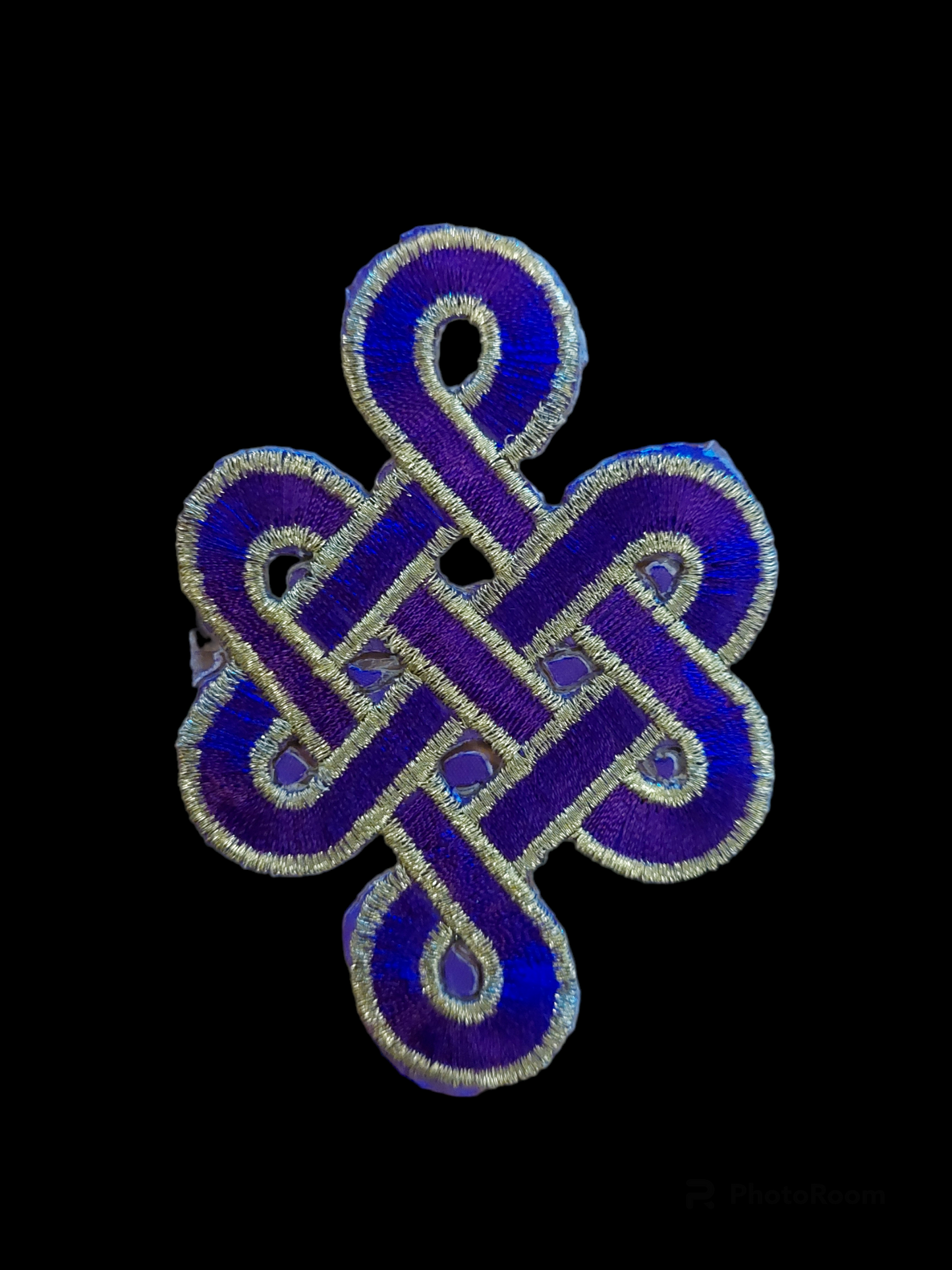 Patch endless knot small