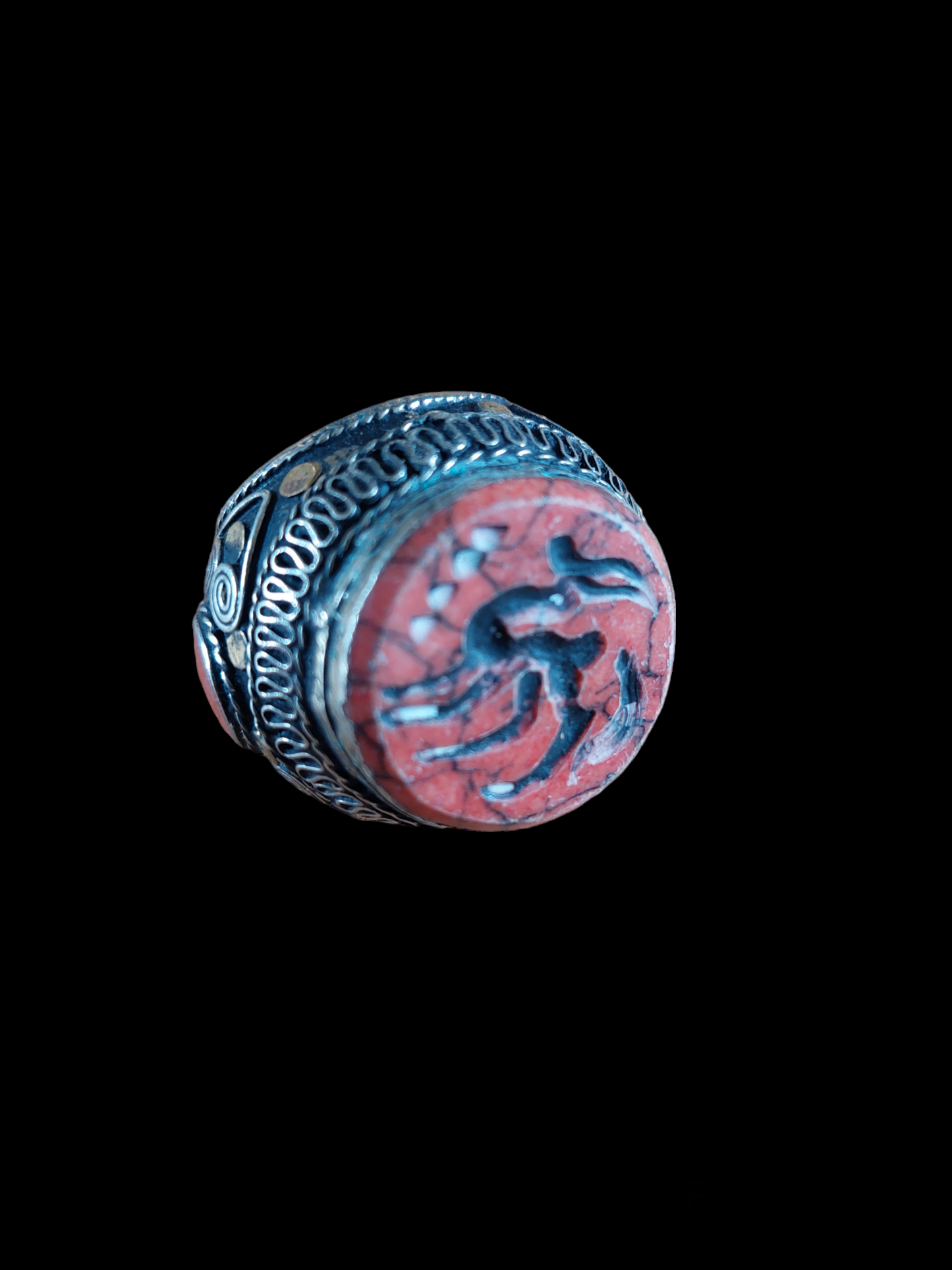 Vintage Kuchi tribal intaglio ring