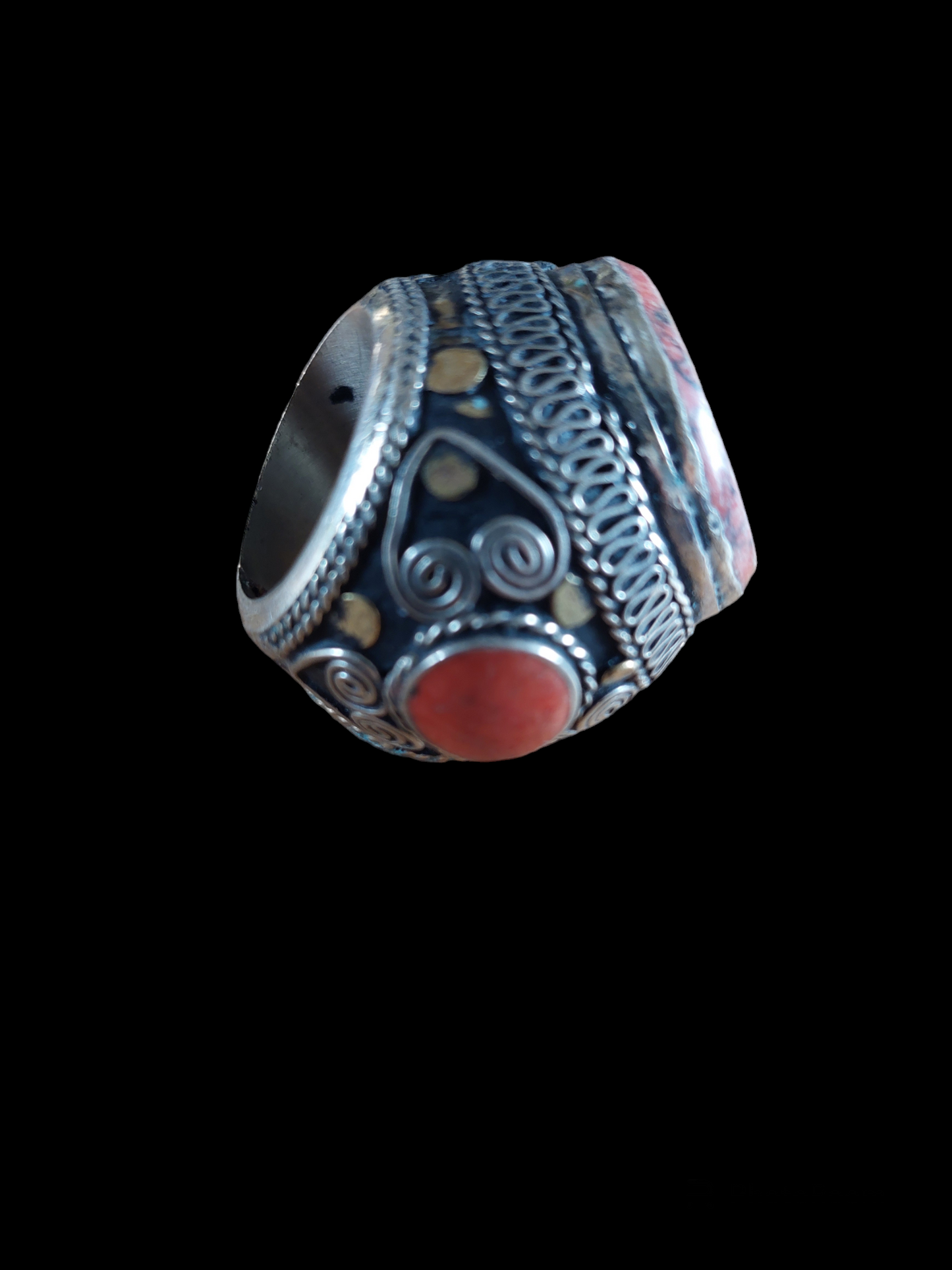 Vintage Kuchi tribal intaglio ring