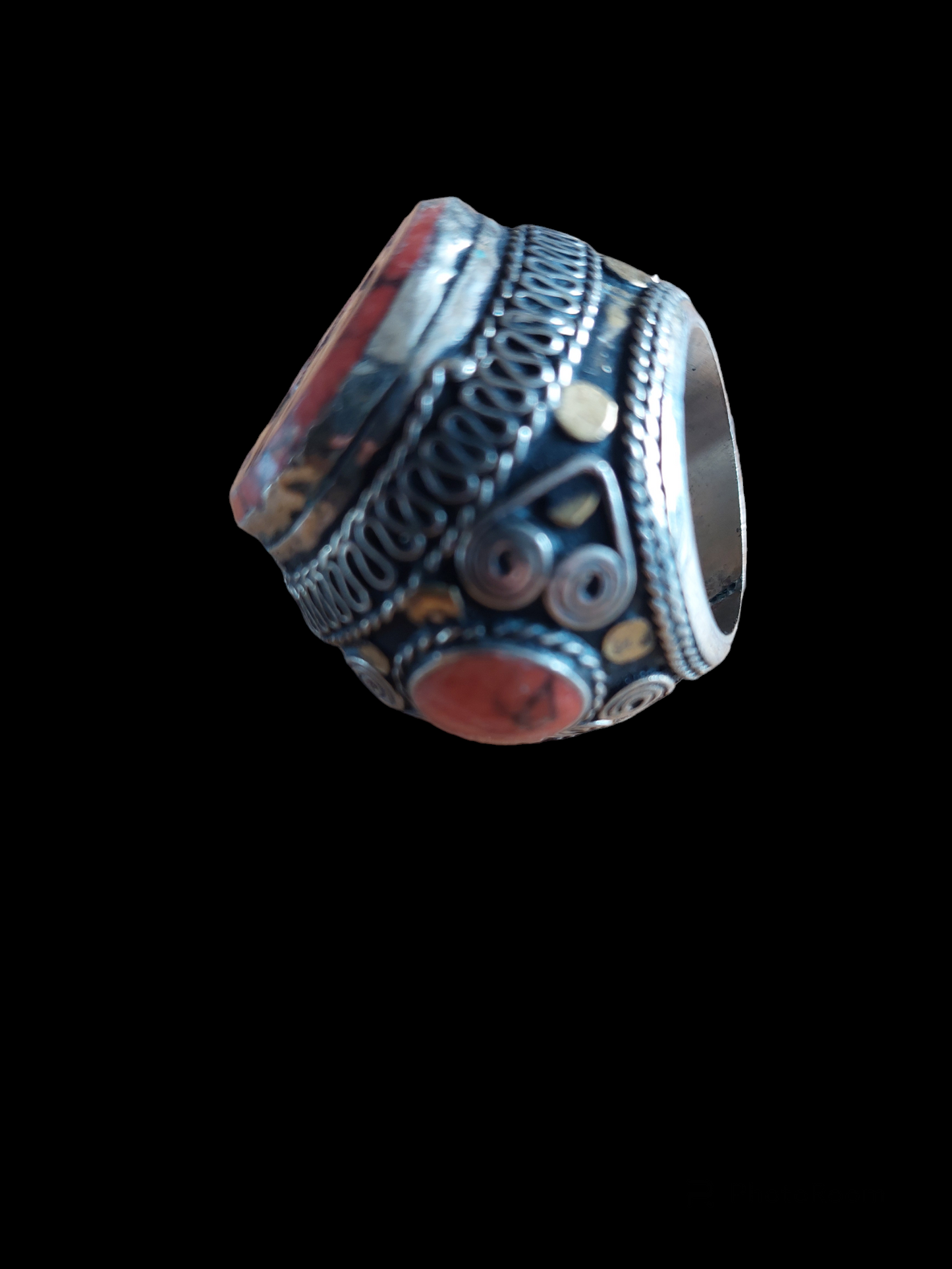 Vintage Kuchi tribal intaglio ring