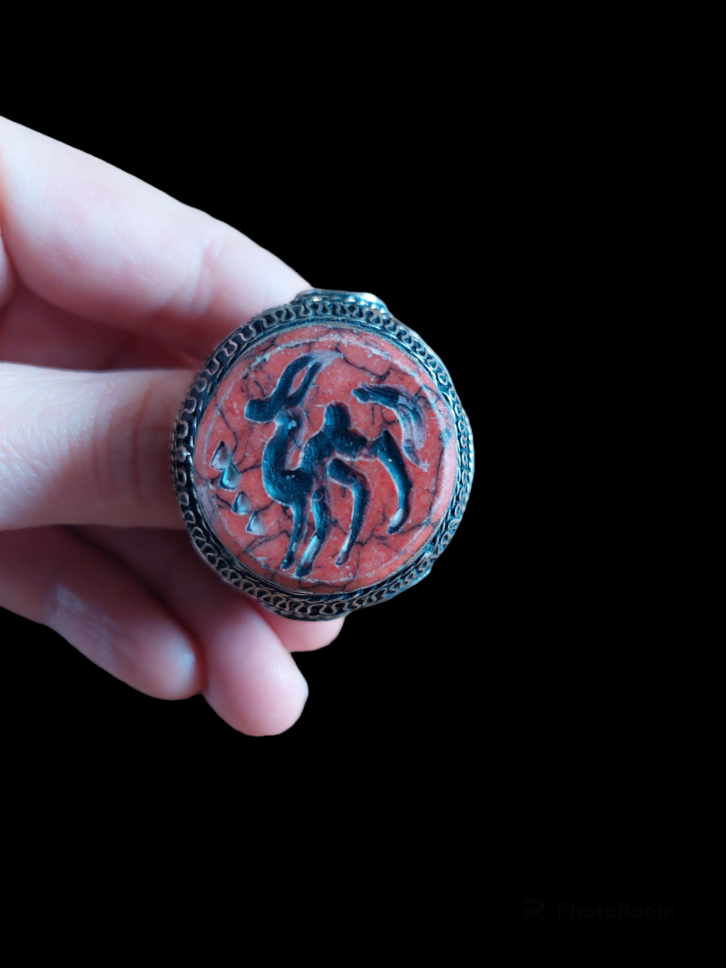 Vintage Kuchi tribal intaglio ring