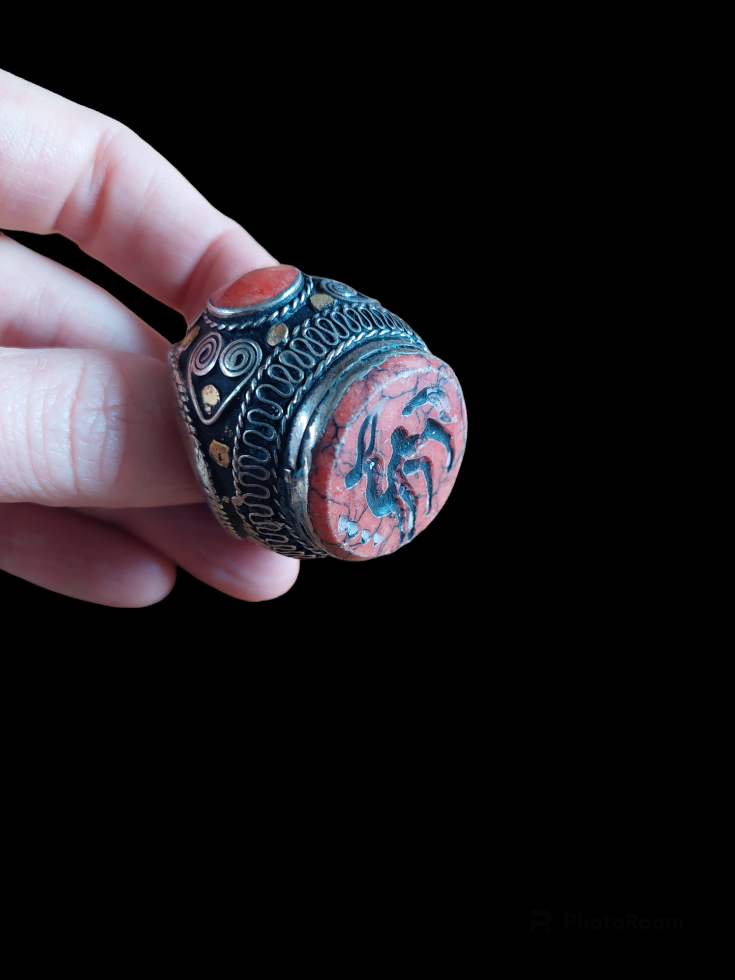 Vintage Kuchi tribal intaglio ring