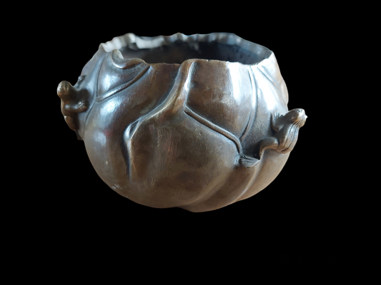Vintage bronze incense burner Frogs