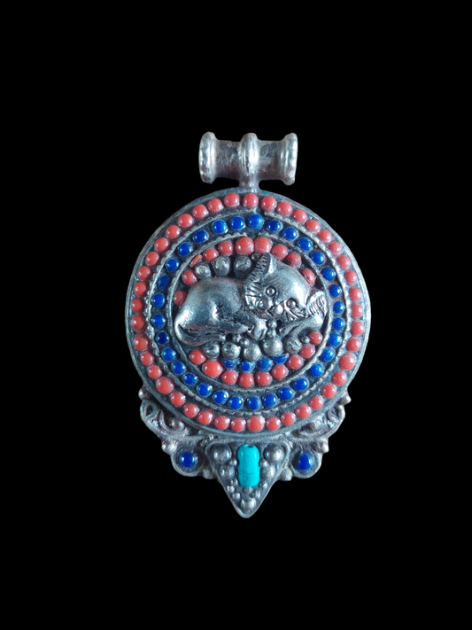 Vintage Tibetan silver pendant Cat