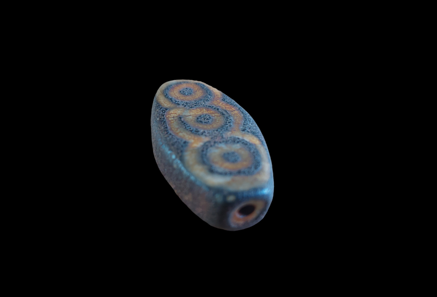 6 eye dzi bead #12