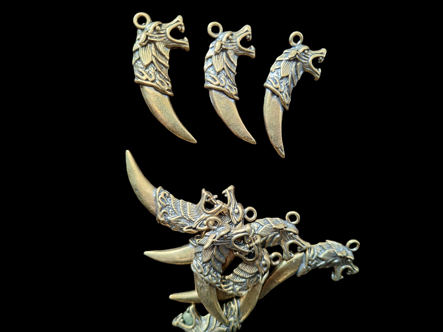 Wolf claw pendant