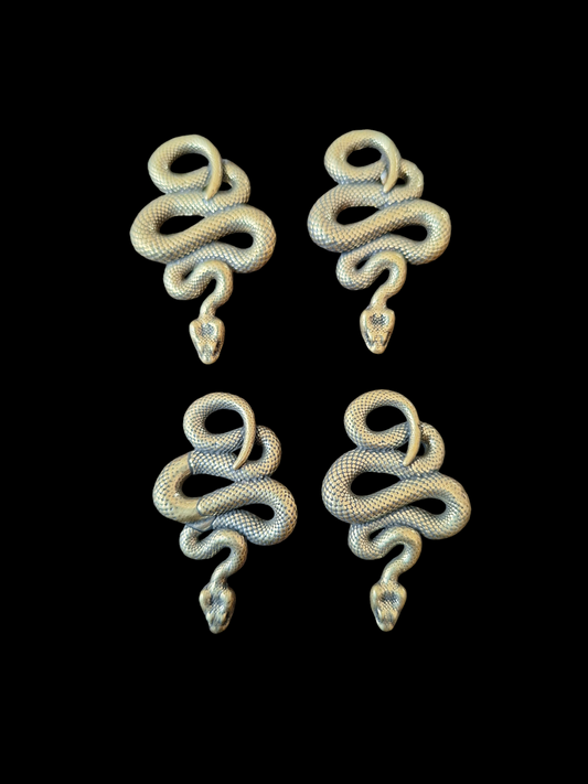 Snake pendant