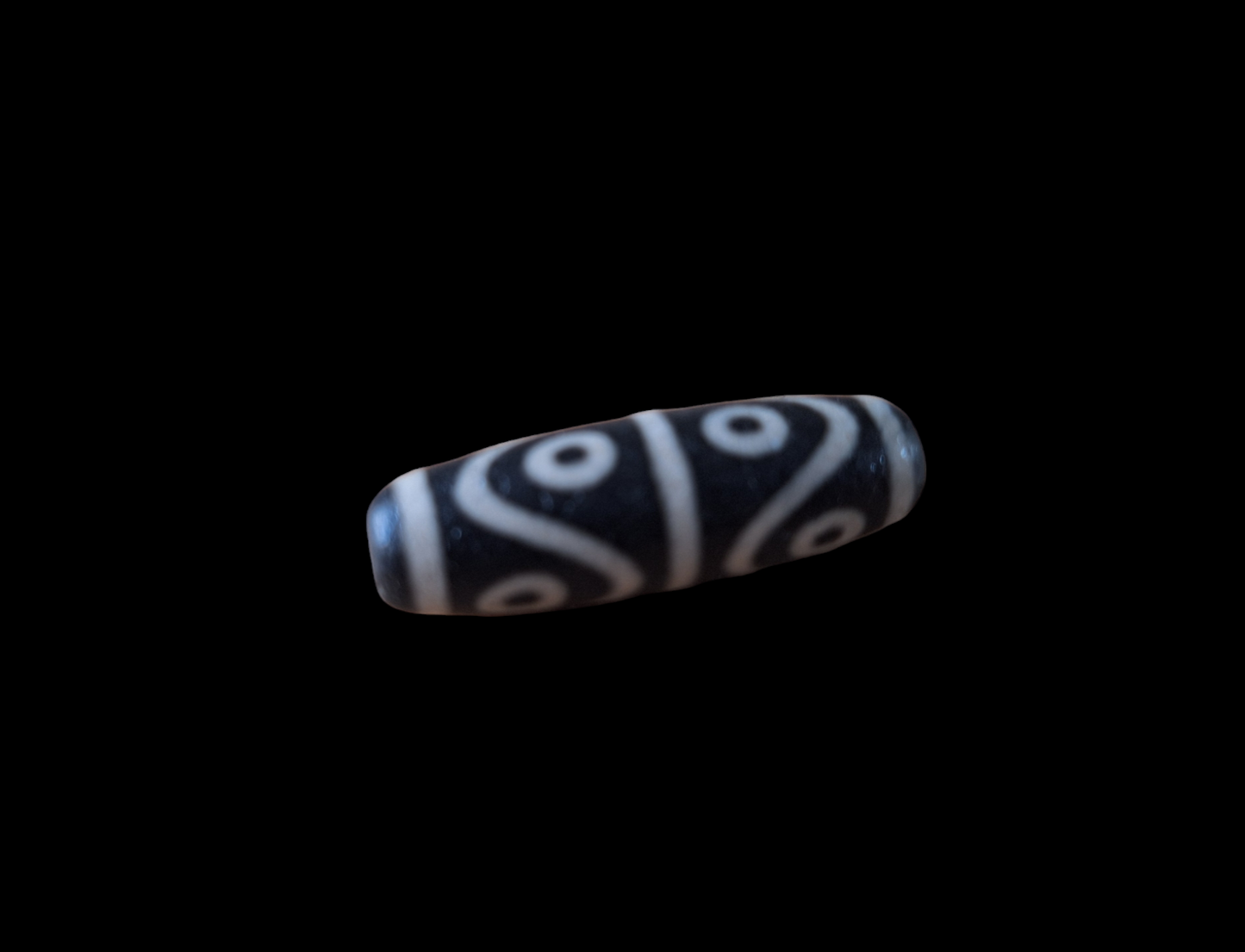 8 eye dzi bead #1