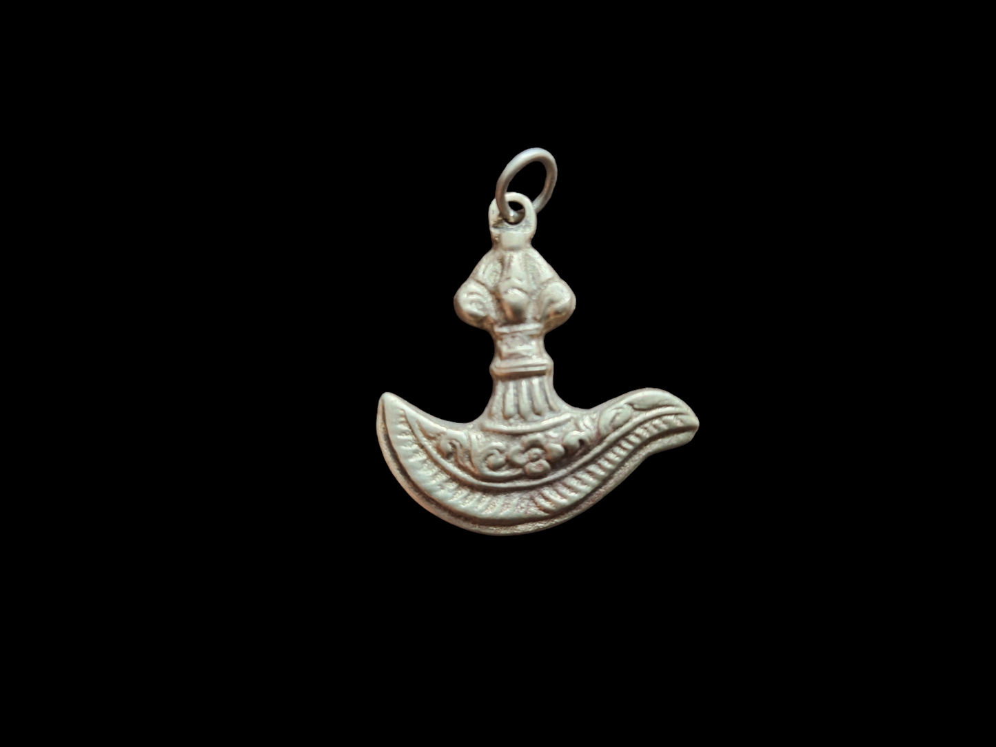 Vintage Tibetan silver pendant Kartika