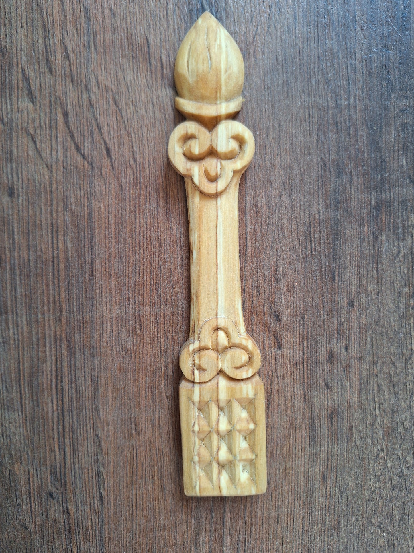 Tos karak ritual offering spoon