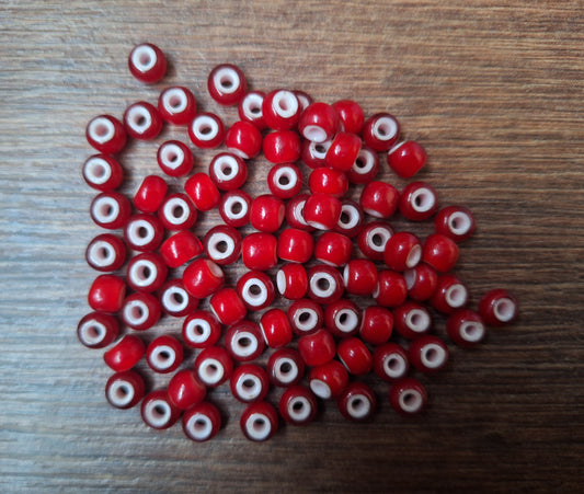 Red glass beads, set of 20