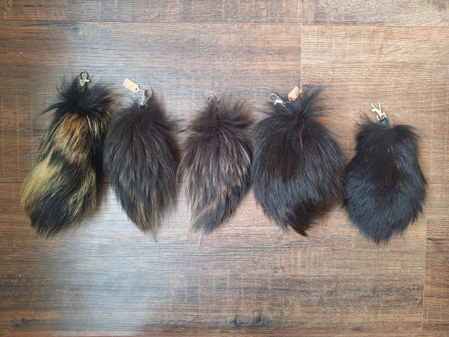 Fox tail tips keychains
