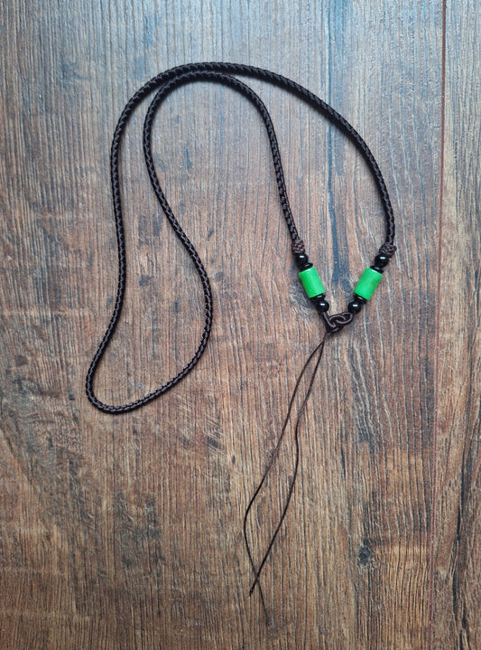 Amulet cord brown with jade beads