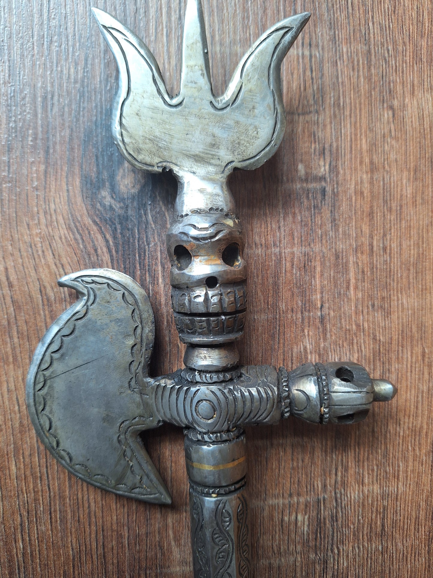 Iron khatvanga