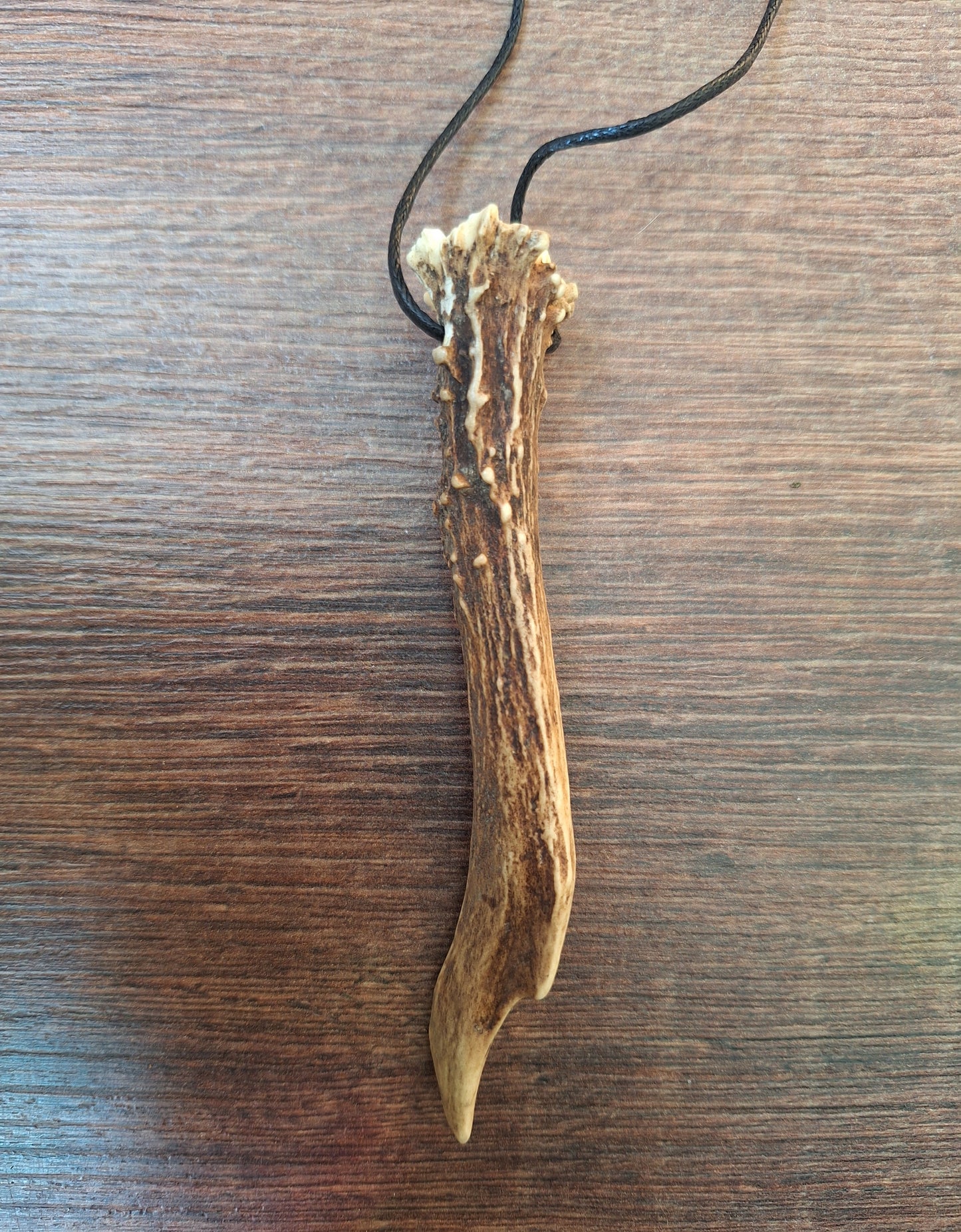 Roe deer antler necklaces
