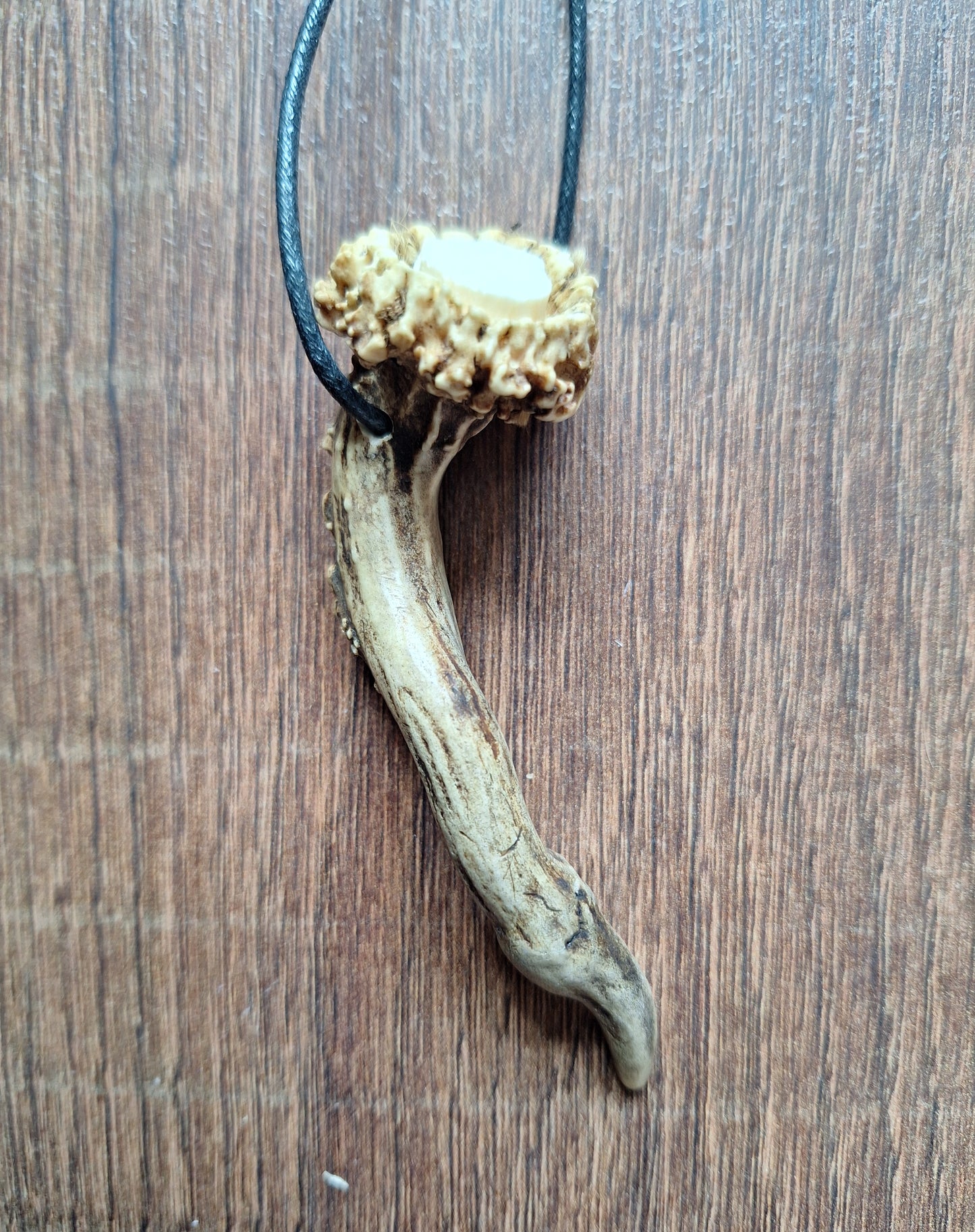 Roe deer antler necklaces