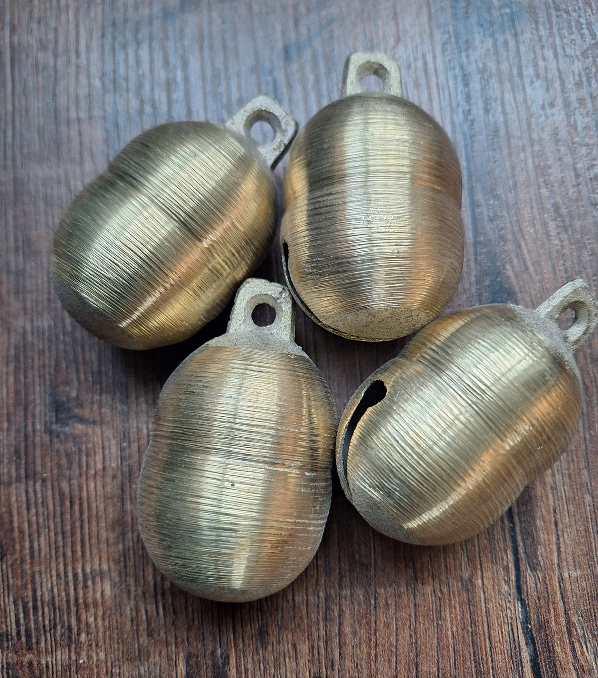 Bell corrugated brass 60 millimeter