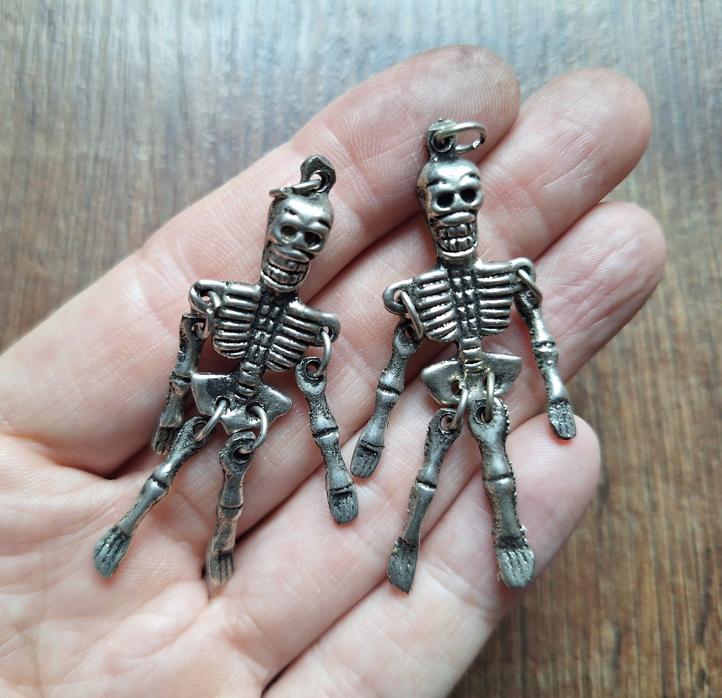 White metal pendant Skeleton
