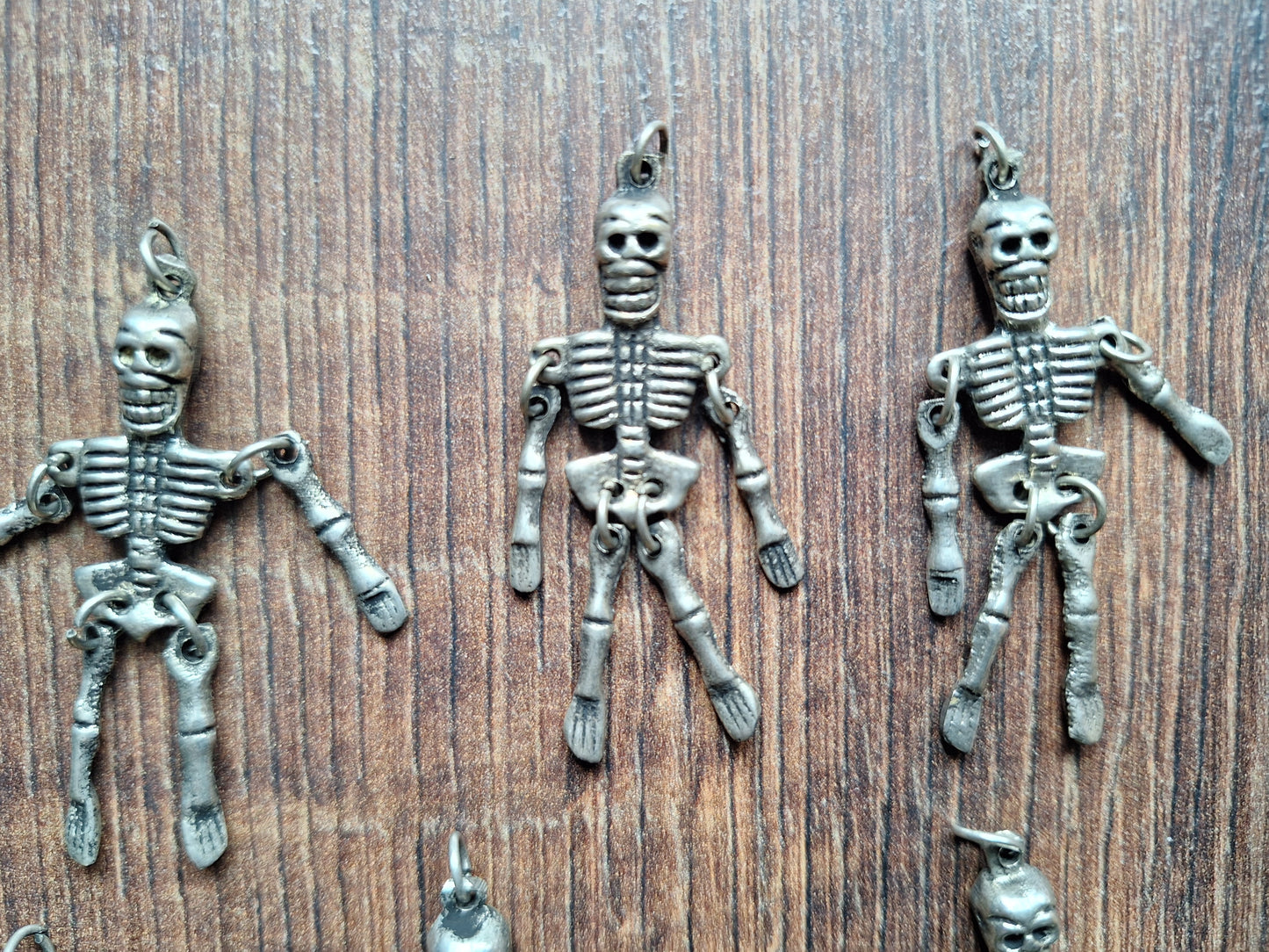 White metal pendant Skeleton