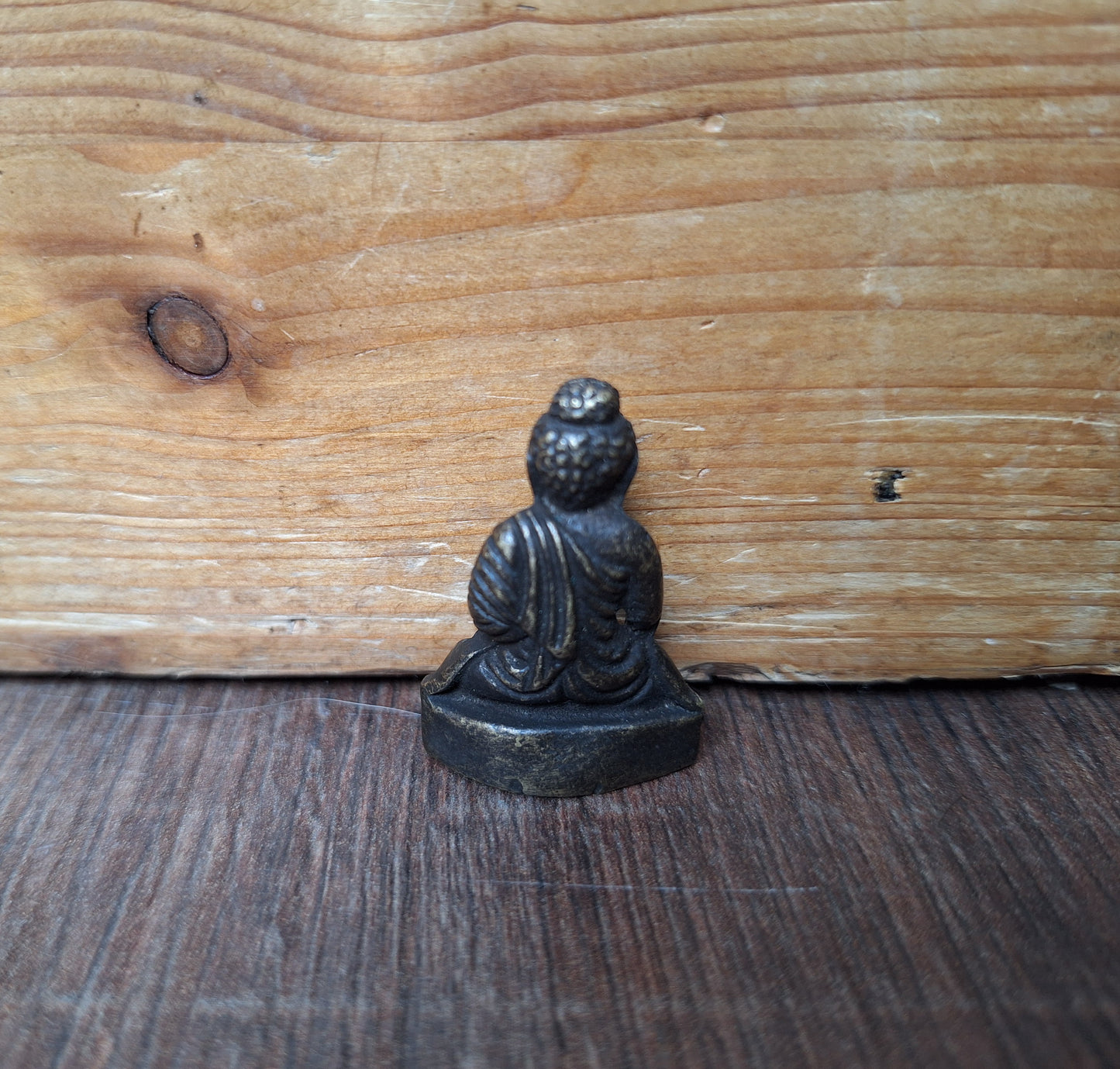 Vintage small bronze Shakyamuni Buddha figurine