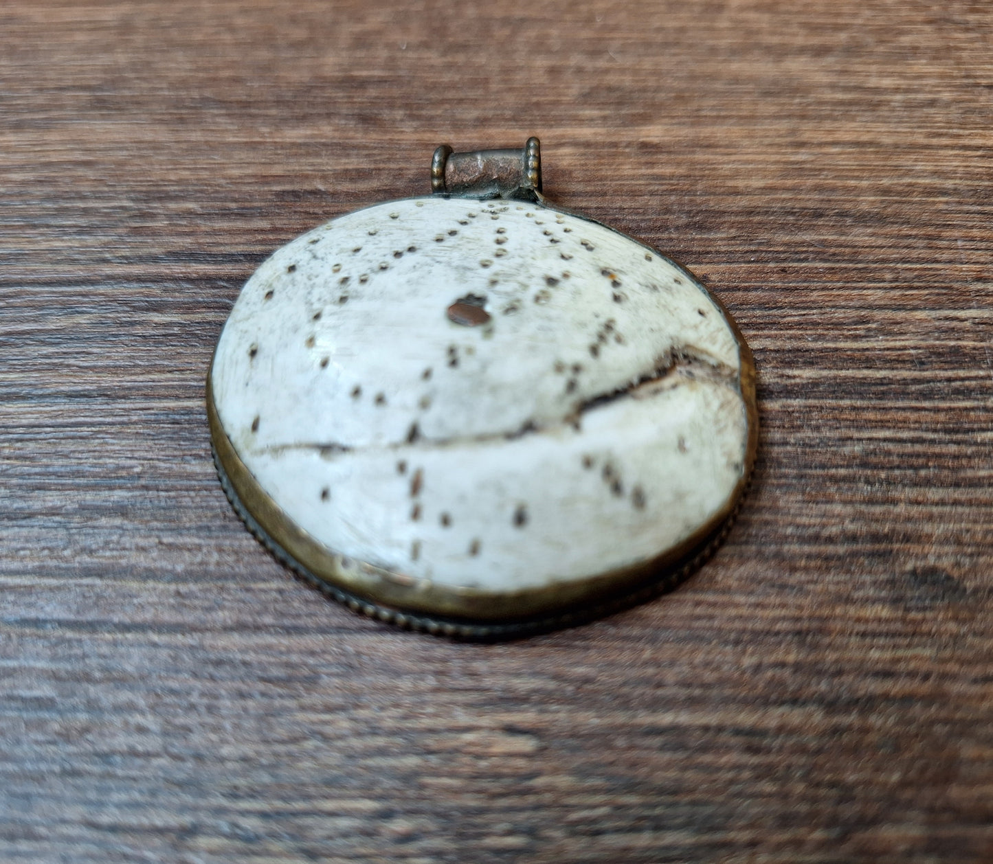 Old Tibetan conch shell pendant