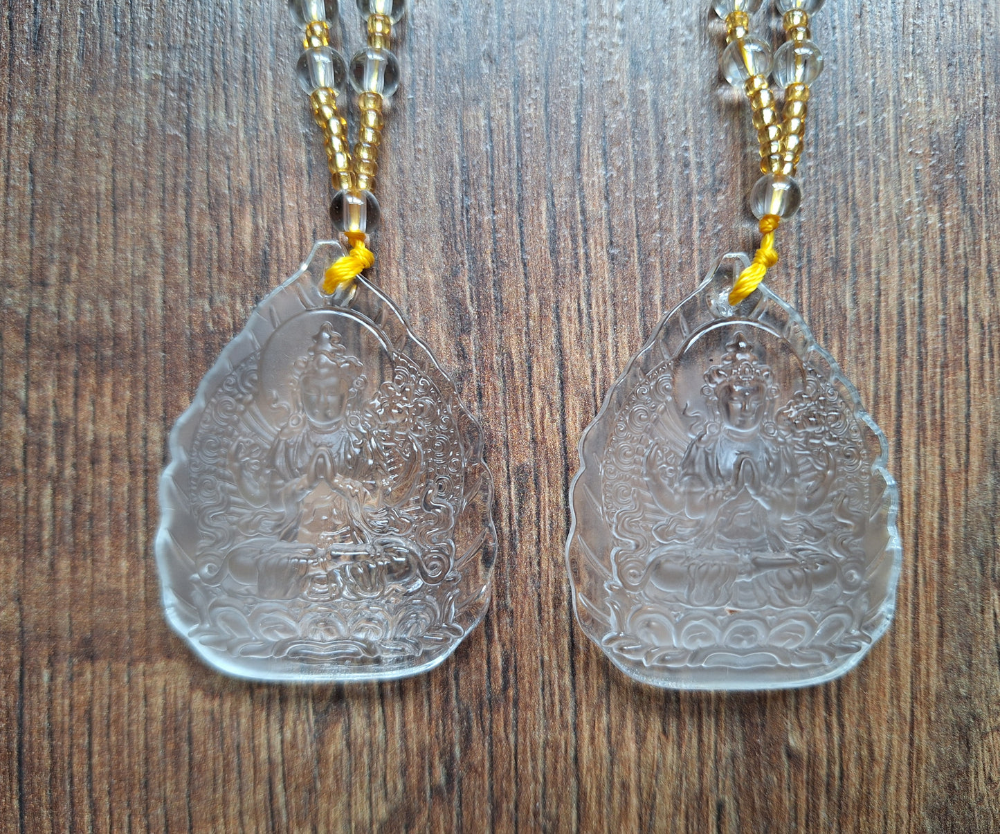 Glass necklace with Guanyin pendant
