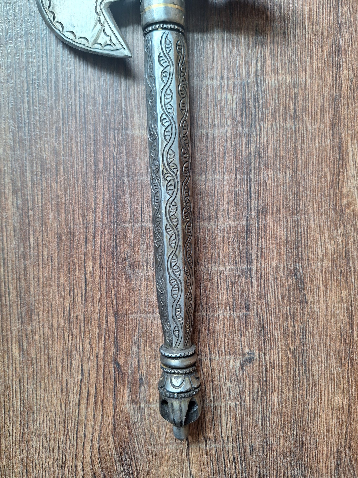 Iron khatvanga