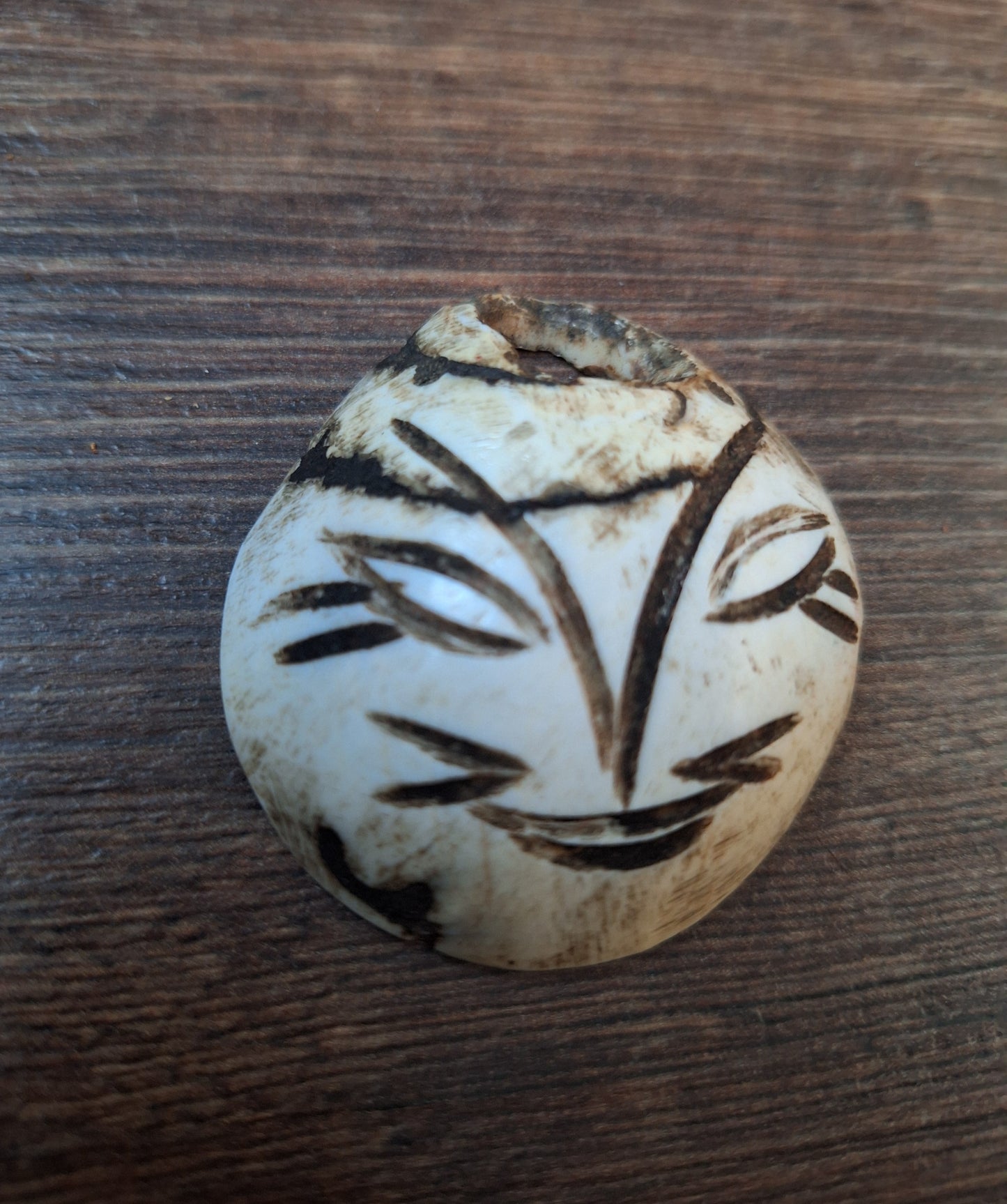 Old Tibetan conch shell pendant
