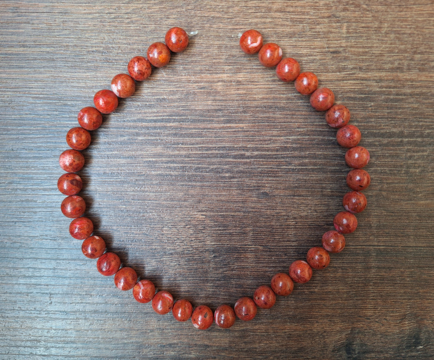 Sponge coral bead strand