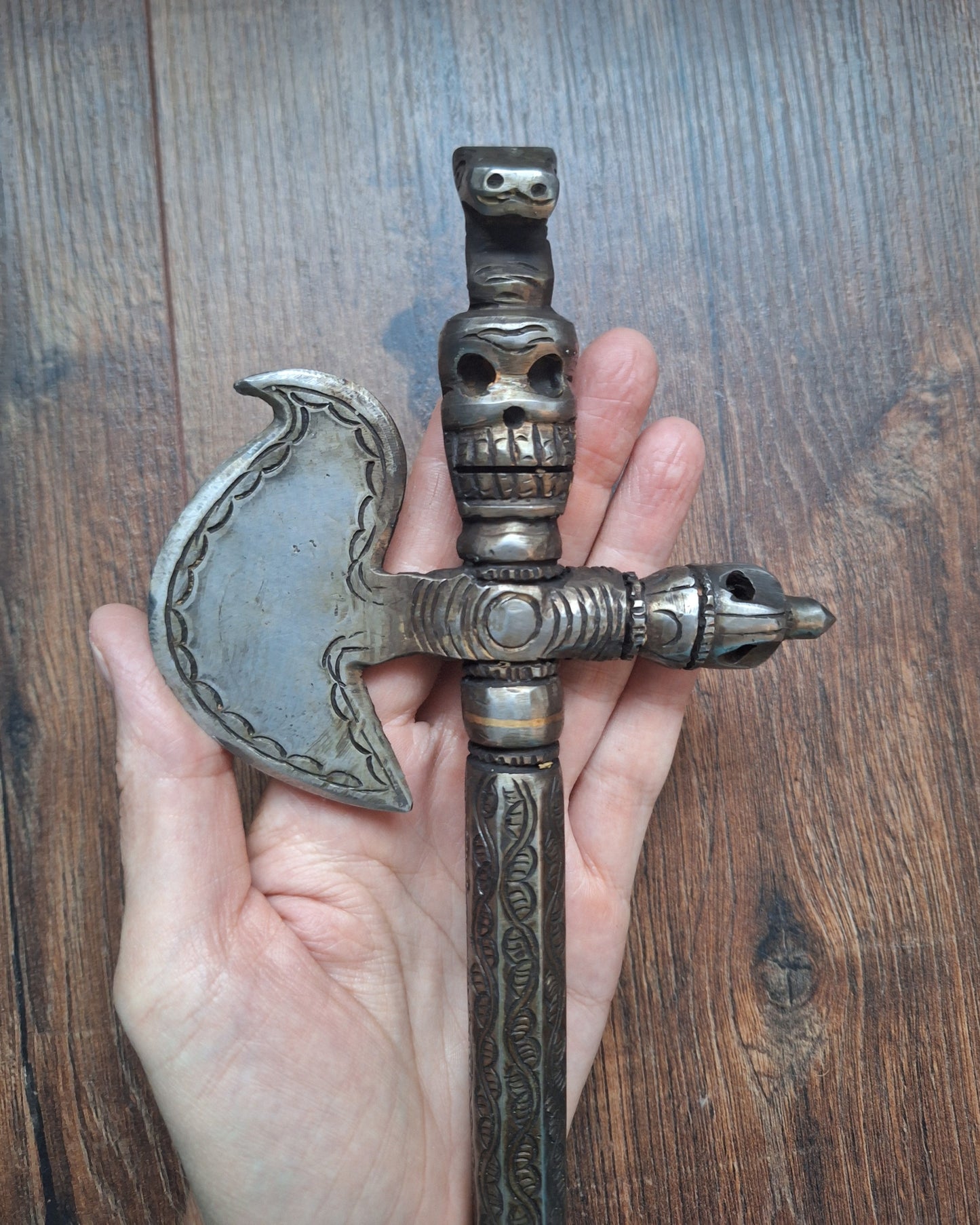 Iron khatvanga